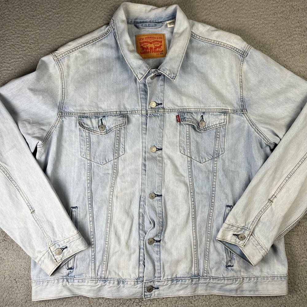 Levi's Denim Trucker Jacket Men XXL Light Wash Button Front Levi Strauss Coat